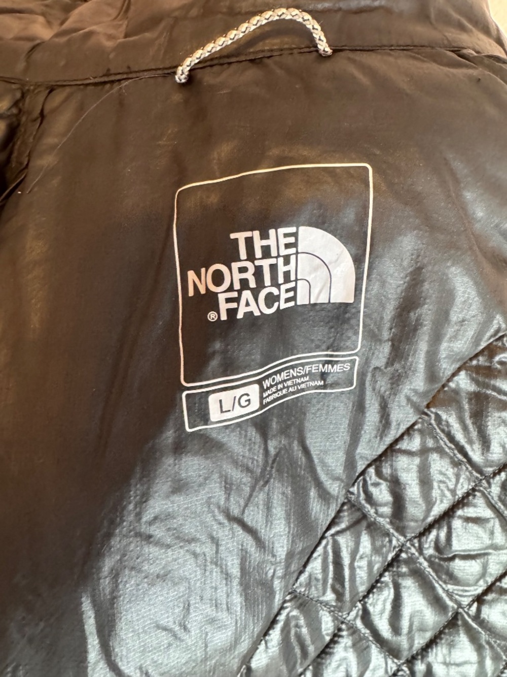 The North Face black quilted Thermoball jacket Large - Picture 4 of 5